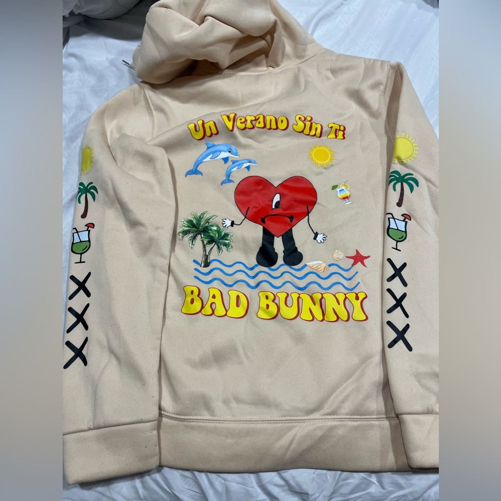 Un verano Sin Ti Bad Bunny Hoodie